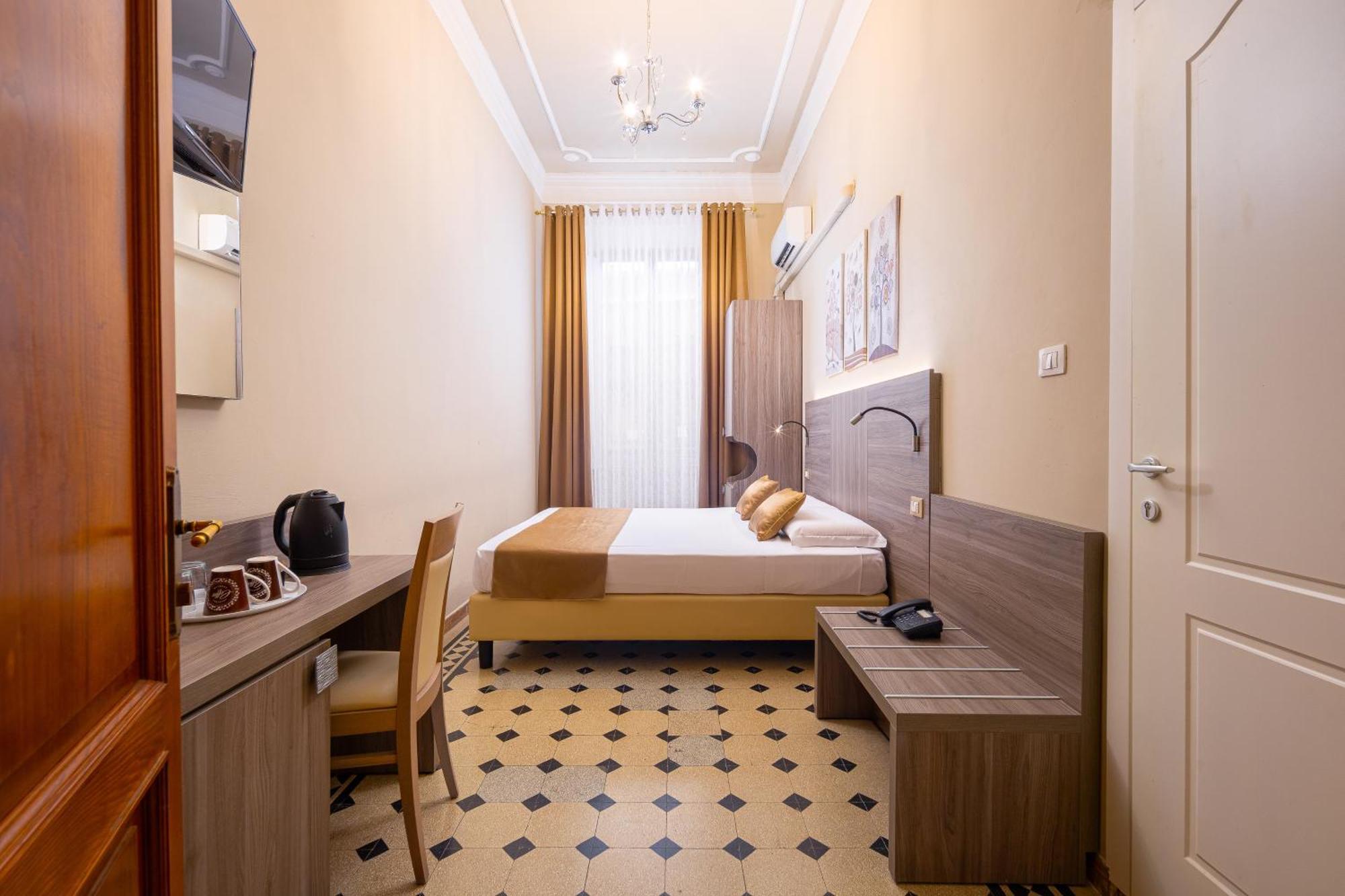 Astrid Hotel Florence Luaran gambar