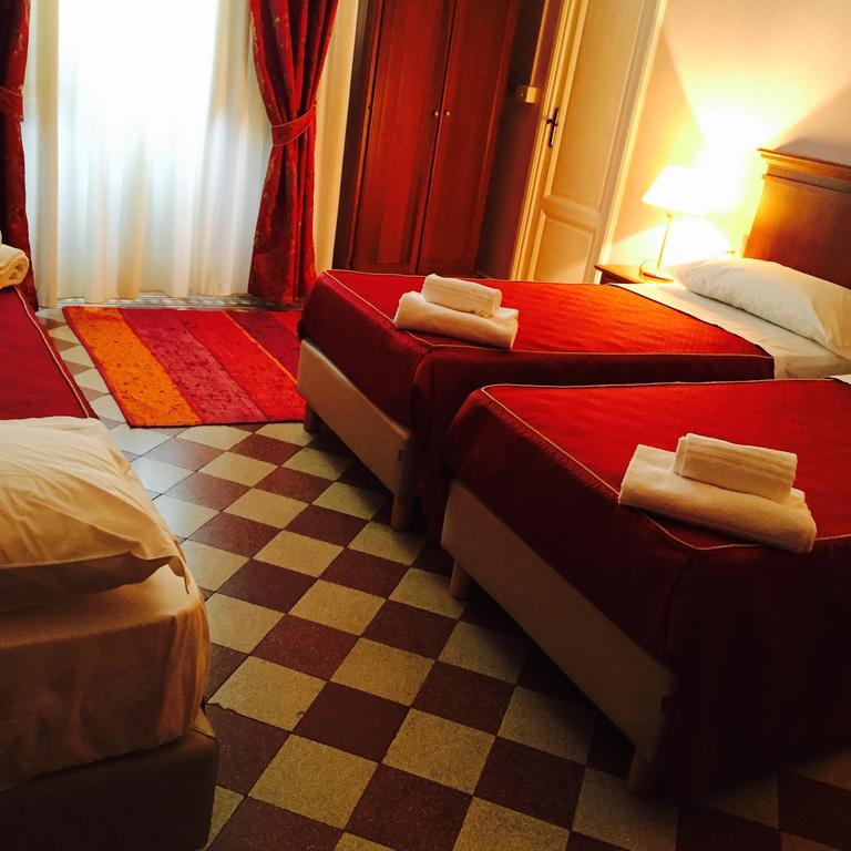 Astrid Hotel Florence Bilik gambar