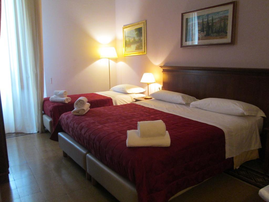 Astrid Hotel Florence Luaran gambar
