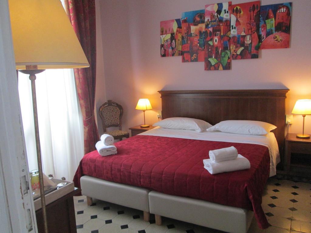 Astrid Hotel Florence Luaran gambar