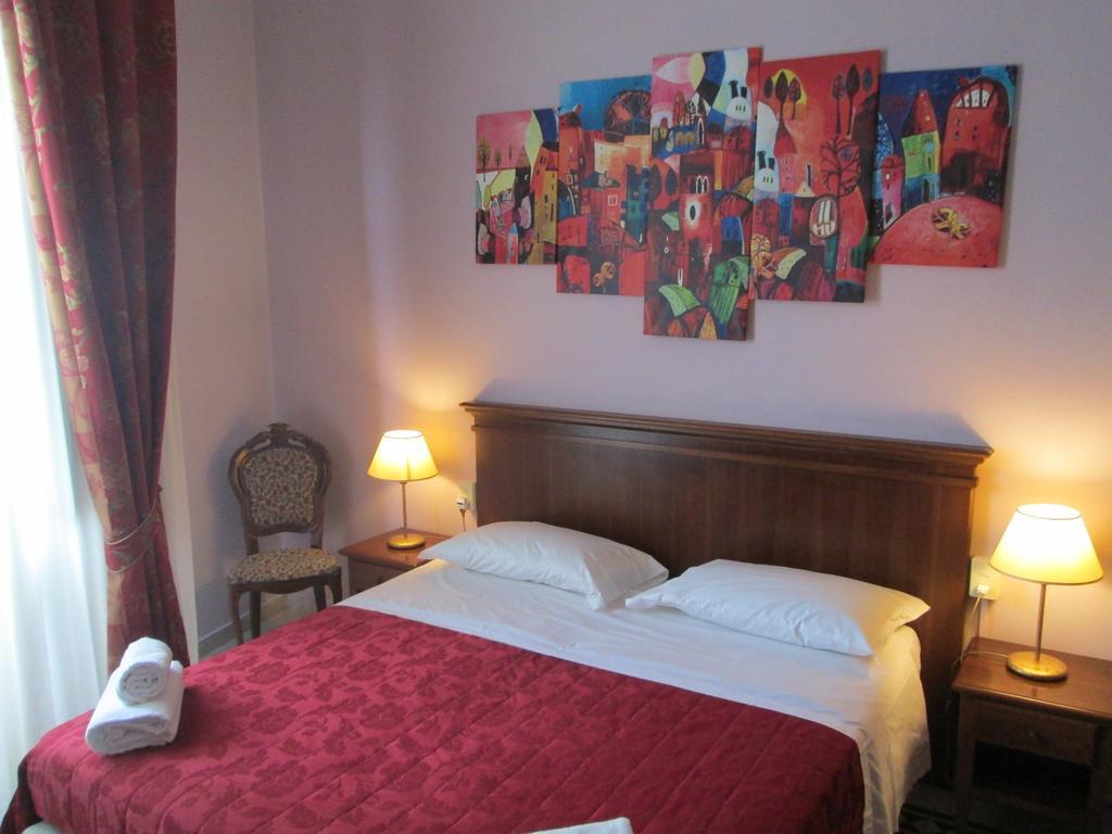 Astrid Hotel Florence Luaran gambar