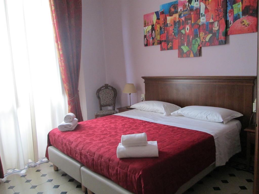 Astrid Hotel Florence Luaran gambar